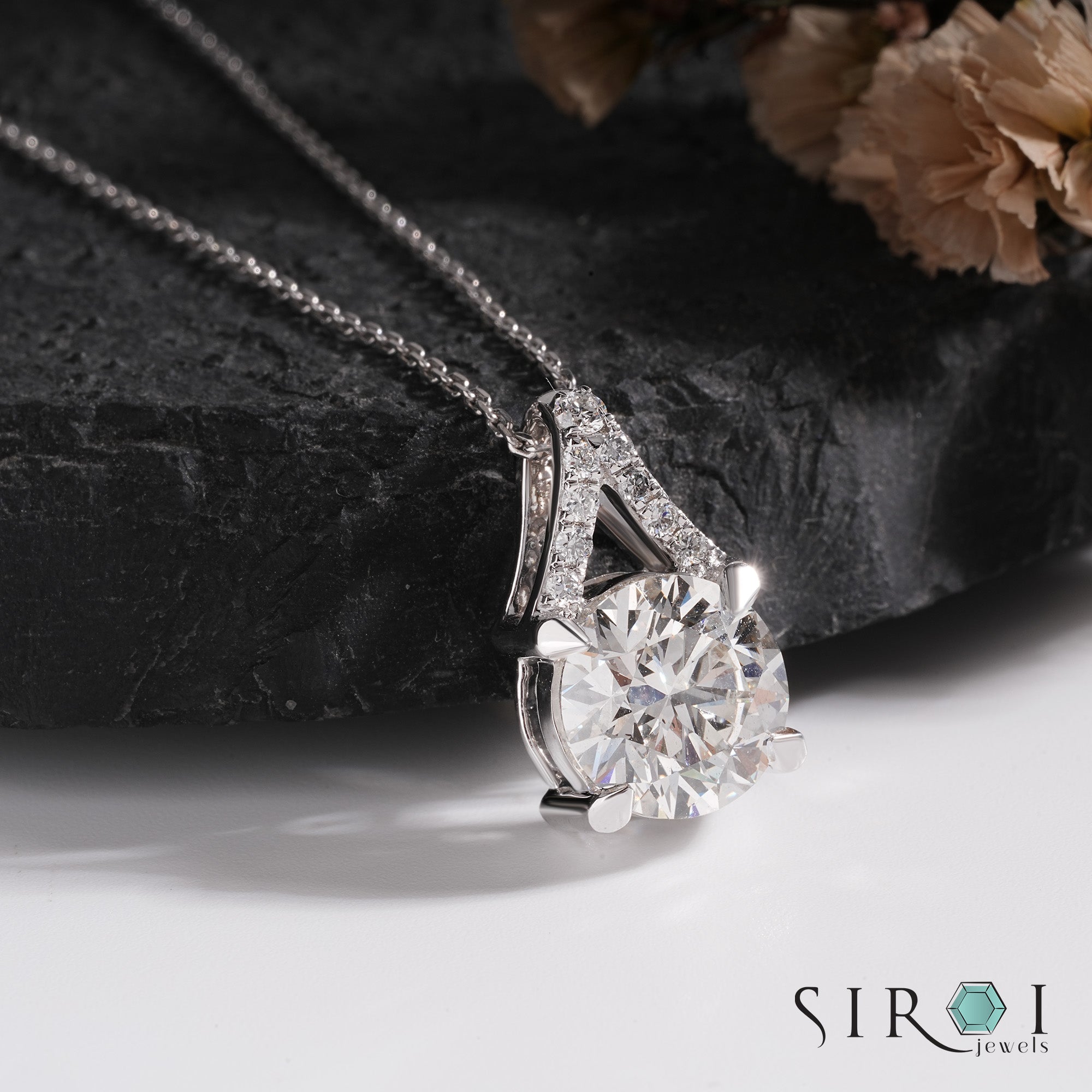 Brilliant Round Diamond Promise Pendant
