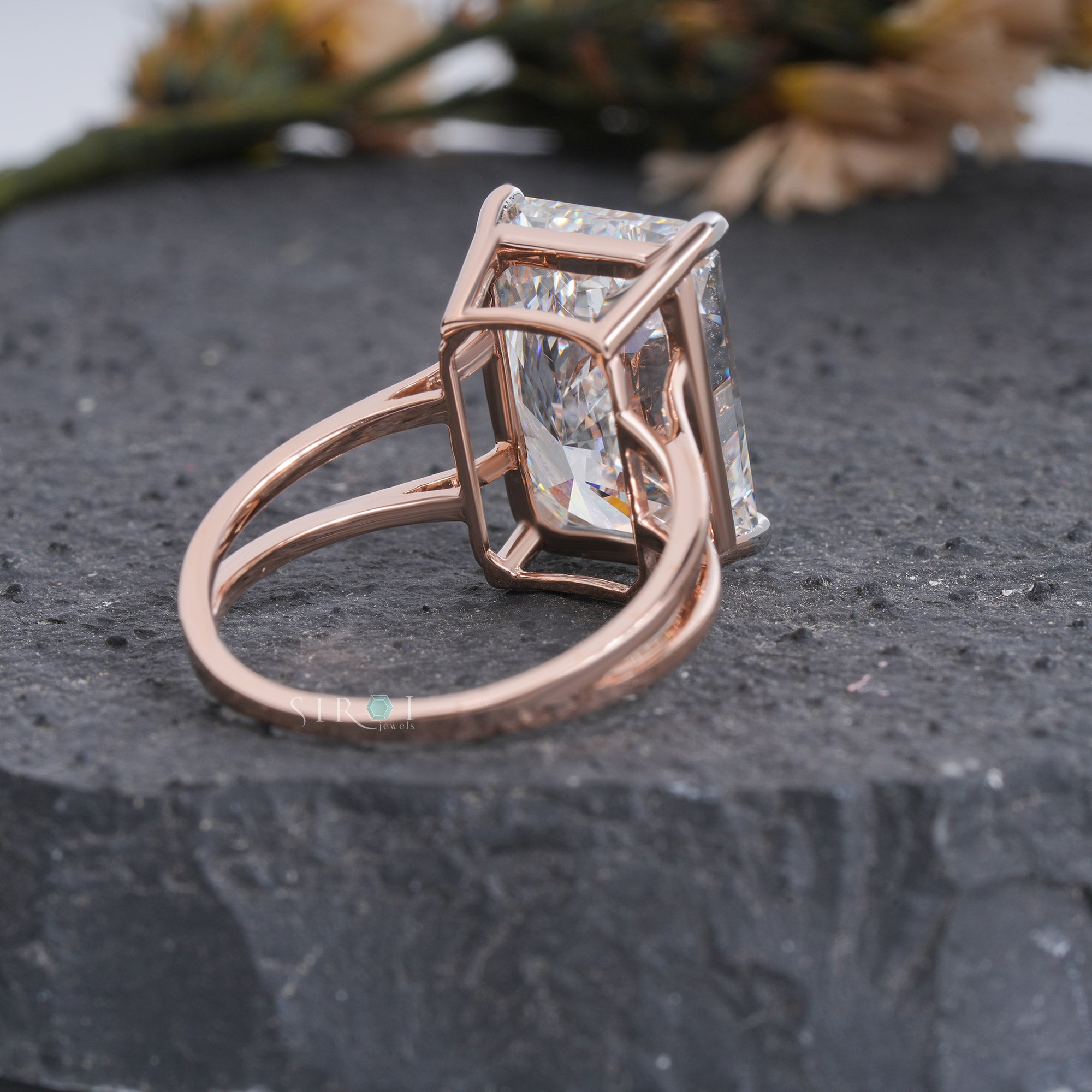 Radiant Cut Solitaire Engagement Ring with Rose Gold Split-Shank Band