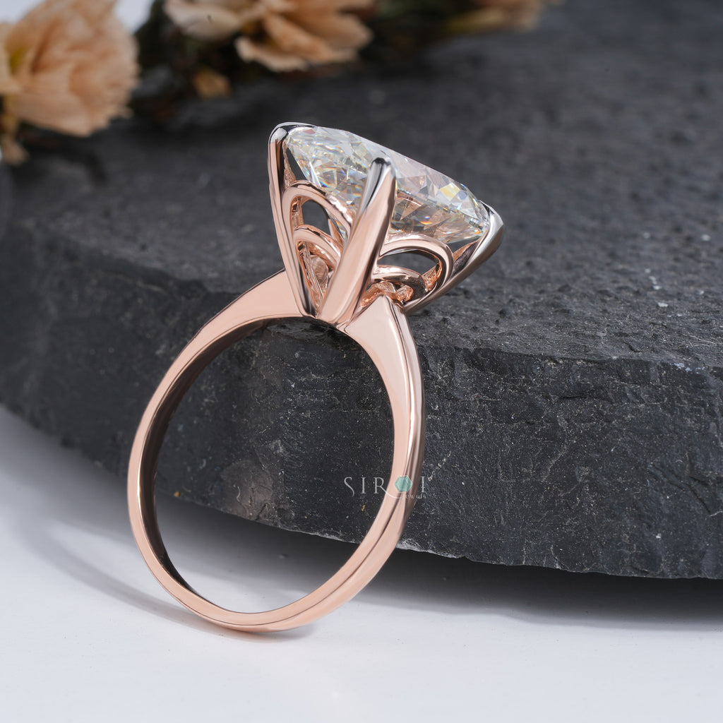 Oval Crushed Ice Solitaire Ring with Petite Claw Prongs