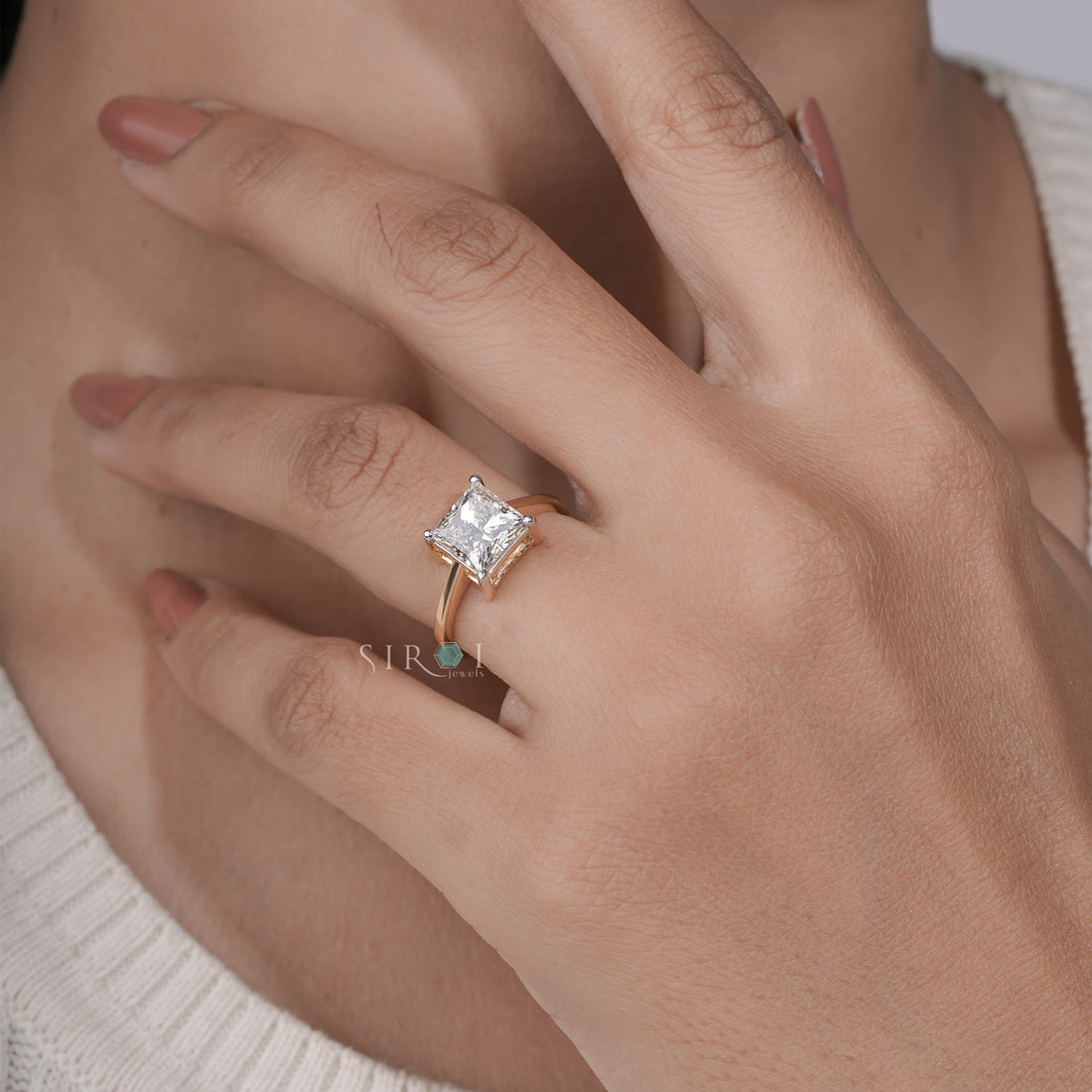 The Eternal Sparkle: Princess Cut Diamond Solitaire with Two-Tone Gold Setting