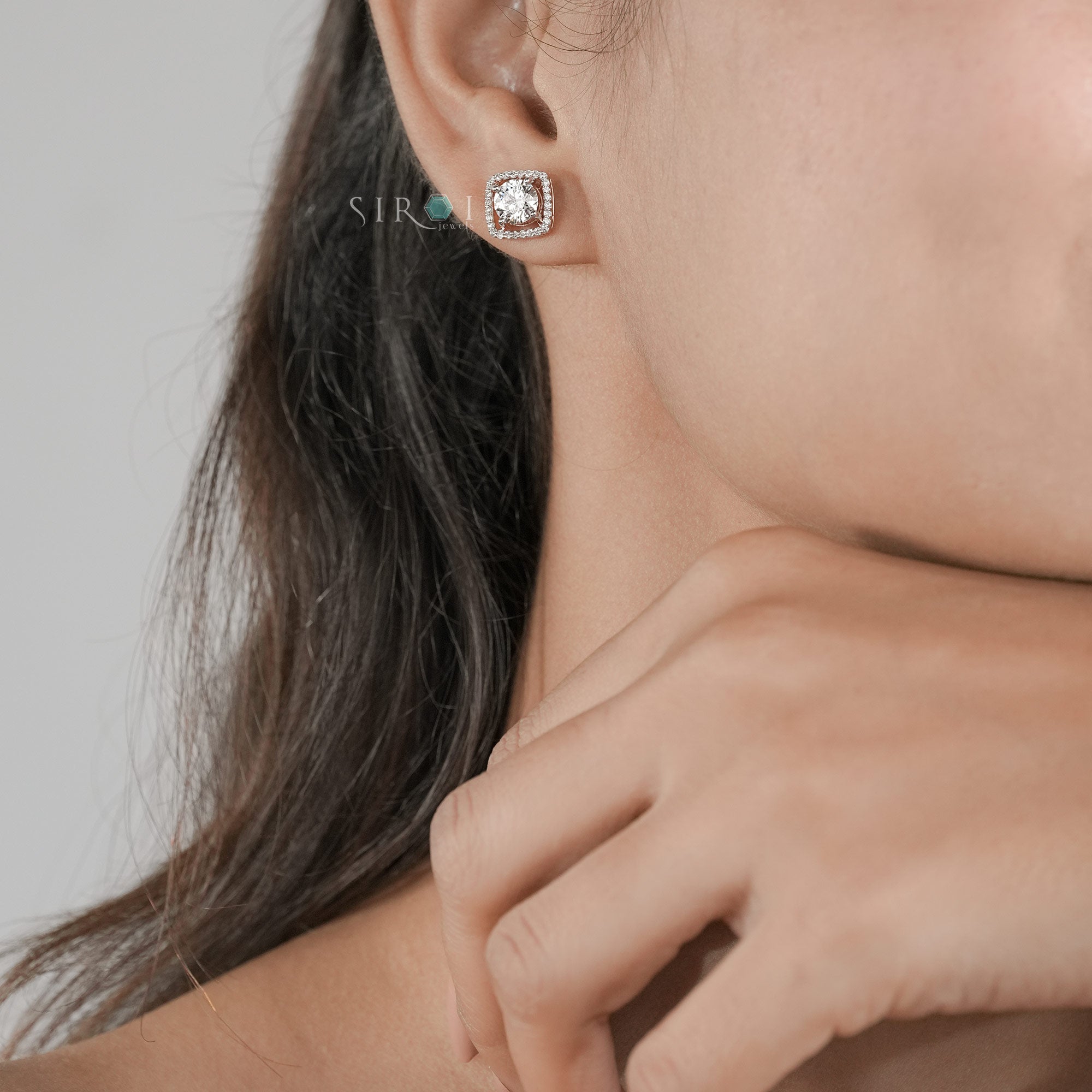 Classic Round Brilliant Diamond Halo Earrings